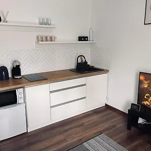 https://moderna-apartament.warsawhotelspoland.com